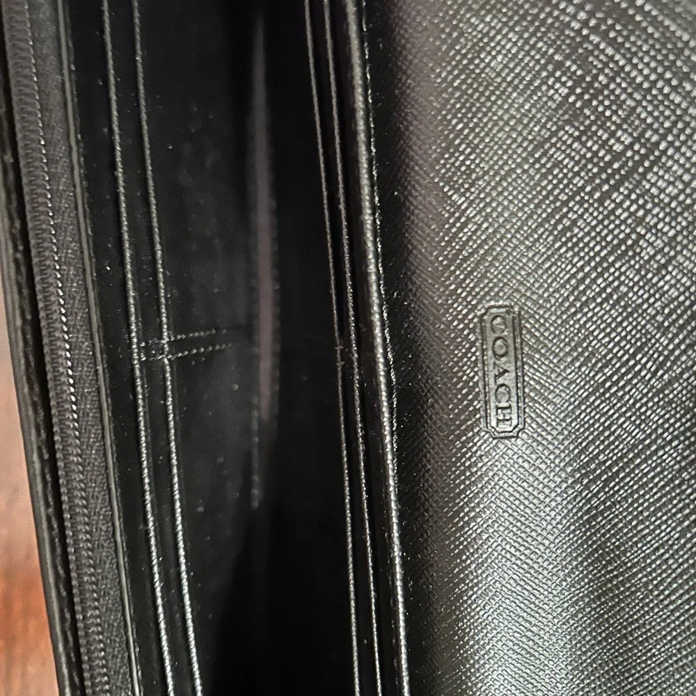 Coach Wallet - Picture 3 of 12